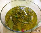 A picture of step 8 of Maria's marinated gavros.