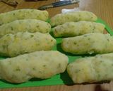 Foto del paso 3 de la receta: Banderillas de salchichas y queso
