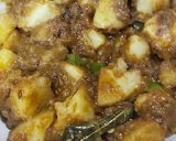 A picture of step 4 of Aloo ki khatti methi chaat.