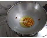 A picture of step 4 of Whole wheat jalebi without sugar.
