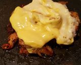 A picture of step 4 of Spiced chicken melt.