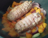 Foto del paso 2 de la receta: Roti de pollo relleno de bacon y queso