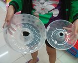 Foto langkah ke 4 dari resep Vanilla ½ Chocolate Pannacotta Pudding.