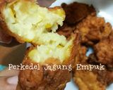 Foto langkah ke 4 dari resep Perkedel Jagung Empuk.