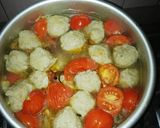 Foto langkah ke 3 dari resep Bakso Sup Tomat.
