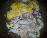 Foto langkah ke 3 dari resep Kwetiau Goreng Cumi Pedas.