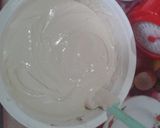 Foto langkah ke 2 dari resep bolu kukus karakter.
