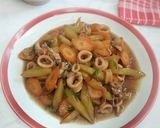 Foto langkah ke 3 dari resep Cumi Tumis Timun Wortel / Cah Timun Cumi.