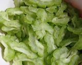 Foto langkah ke 1 dari resep Tumis Pare Teri Medan.
