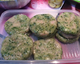 Foto del paso 5 de la receta: Hamburguesas caseras de pollo y espinacas