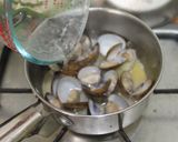 Foto del paso 9 de la receta: Almejas al vapor de vino y mantequilla (アサリのバター酒蒸し)