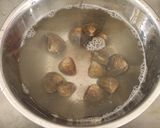 Foto del paso 2 de la receta: Asari no Sumashi_jiru (アサリのすまし汁) - Caldo clara japonés con Almejas
