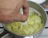 Foto del paso 8 de la receta: Sopa de miso con papa y cebolla (ジャガイモと玉ねぎの味噌汁)