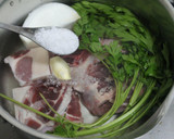 Foto del paso 4 de la receta: Mole de Olla (Caldo de Res Picante - Hot Beef Stew)