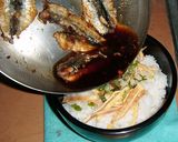 Foto del paso 11 de la receta: Sardine Bowl (鰯の蒲焼き丼) -Taza de Sardina-