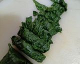 Foto langkah ke 1 dari resep Spinach Salad with Tofu Dressing (Horenso Shiraae).