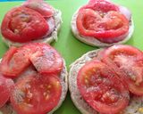A picture of step 3 of Tomatoasts.
