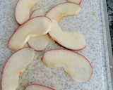 Foto del paso 3 de la receta: Ensalada de col y manzana con vinagreta de queso azul