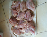 Foto del paso 1 de la receta: Pollo al ají acompañado de yuca