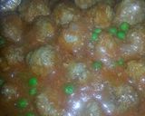 Foto del paso 4 de la receta: Albóndigas en salsa de tomate. 