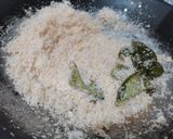 Foto langkah ke 1 dari resep Kerak Telor Betawi.