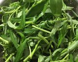 Foto langkah ke 1 dari resep Kangkung Tumis.