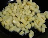 Foto del paso 1 de la receta: Tortilla de papa y atún