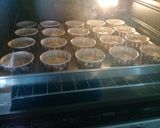 Foto langkah ke 5 dari resep Cupcake pisang lembut.