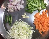 A picture of step 1 of Vegetable Chow Mein.