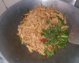 Foto langkah ke 3 dari resep Orek tempe campur campur.