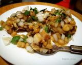 A picture of step 4 of Alloo Tikki Chaat.