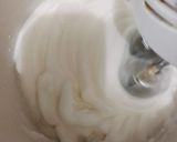 Foto langkah ke 7 dari resep Soy Banana Chiffon Cake 🍌.