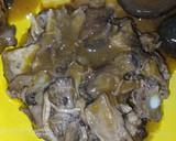 Foto del paso 7 de la receta: Rabo de ternera, guisado con vino tinto 👌👌👌con setas shiitake