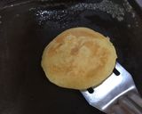 A picture of step 2 of Pancakes.