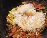 A picture of step 5 of California Farm Ginger Pork Stirfry.
