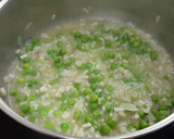 Foto del paso 7 de la receta: Risotto de guisantes con sabor a Asturias