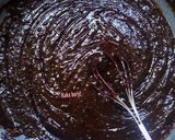 Foto langkah ke 2 dari resep Chocolate custard muffin.