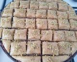 صورة لخطوة 3 من وصفة بقلاوة بعجينة الفيلو 🍰