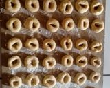 Foto langkah ke 6 dari resep Donat empuk tanpa kentang.