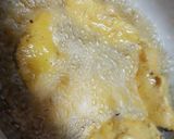 A picture of step 2 of Fried Fish .