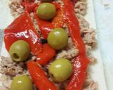 Foto del paso 1 de la receta: Pastel de pan de molde relleno pasión, acompañado de puré de patatas con virutas de jamón 