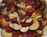Foto del paso 3 de la receta: Tarta rústica vegana de berenjena y tomate seco