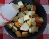 Foto langkah ke 2 dari resep Salad Buah Rendah Lemak.