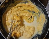A picture of step 4 of Instant idli dhokla.
