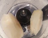 A picture of step 1 of Pineapple Slush.