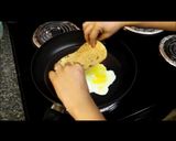 Foto langkah ke 5 dari resep Egg Paratha.