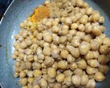 A picture of step 4 of Hariyali Chole masala (without onion garlic).