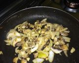Foto langkah ke 6 dari resep creamy mushroom macaroni.