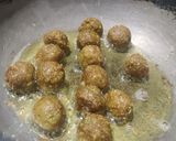 A picture of step 4 of Lauki Kofte.