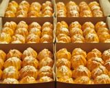 Hình bước làm 3 của món Bánh su kem bất bại